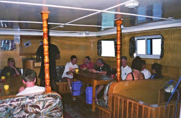 img025